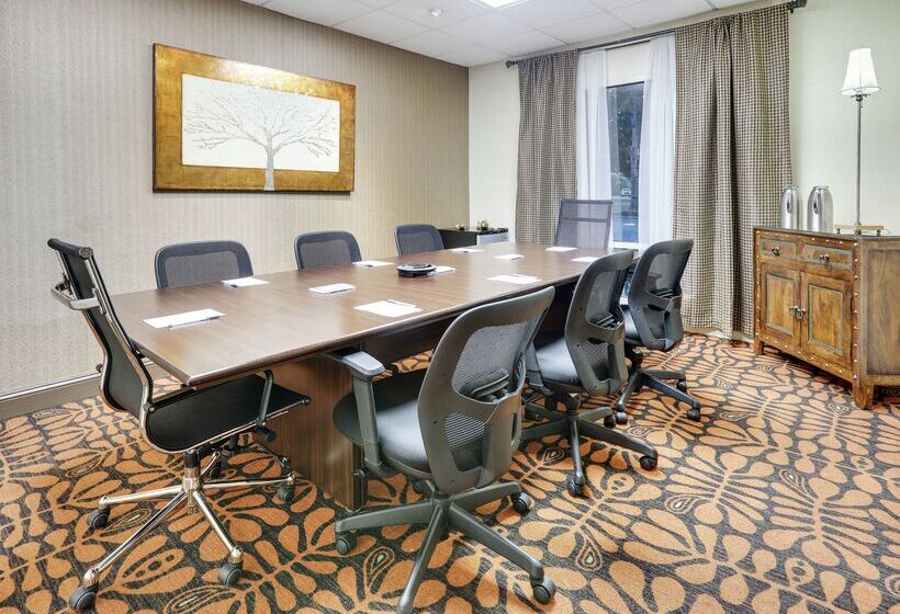 Отель Hampton Inn & Suites Mooresville/lake Norman