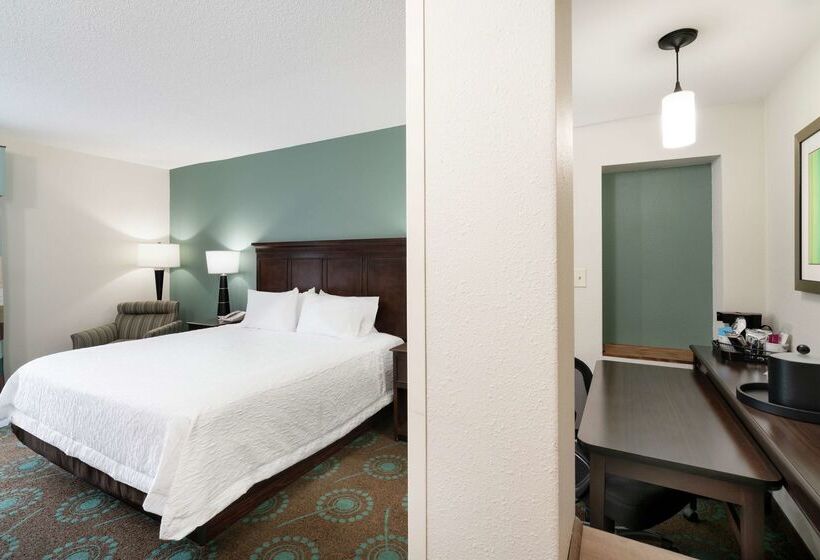 Отель Hampton Inn & Suites Mooresville/lake Norman