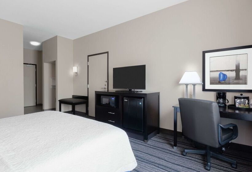 Отель Hampton Inn & Suites Mountain View
