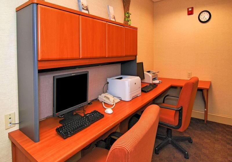 Отель Hampton Inn & Suites Mountain View