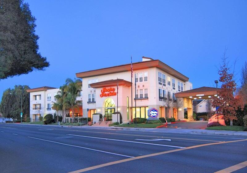 فندق Hampton Inn & Suites Mountain View