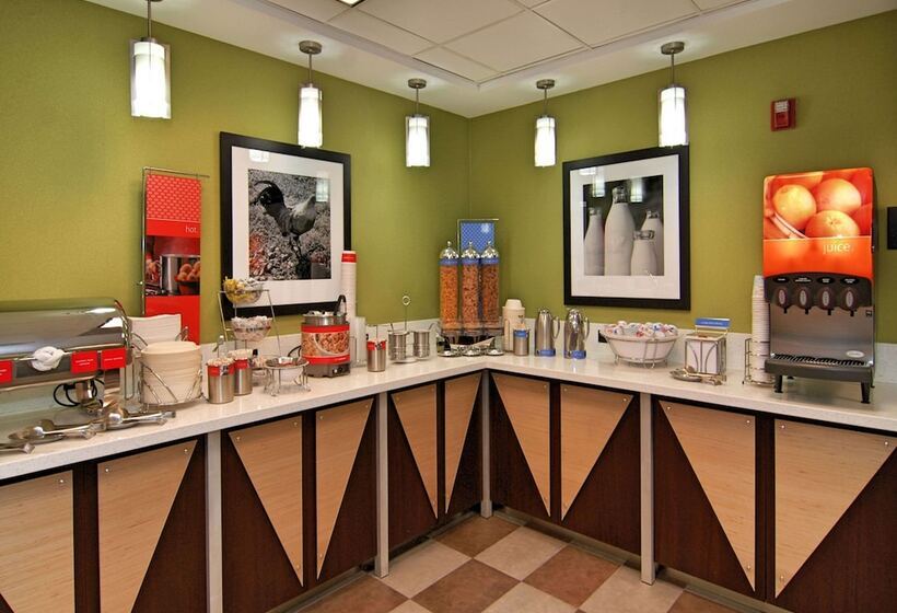 Отель Hampton Inn & Suites Mountain View