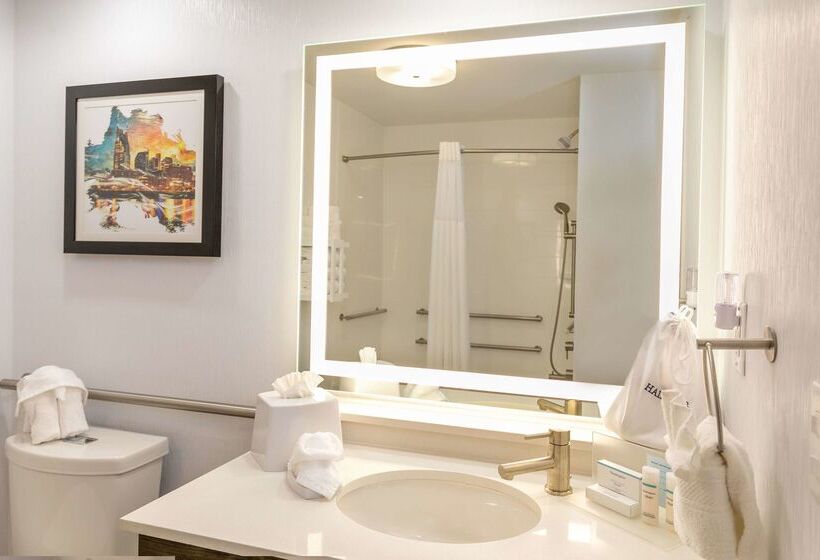 هتل Hampton Inn & Suites Nashvillegreen Hills