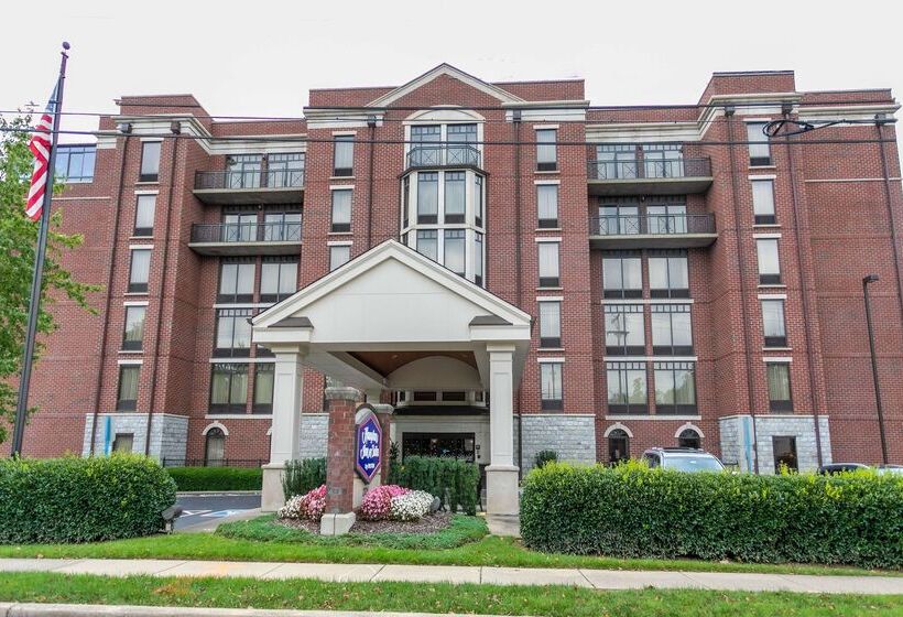 هتل Hampton Inn & Suites Nashvillegreen Hills