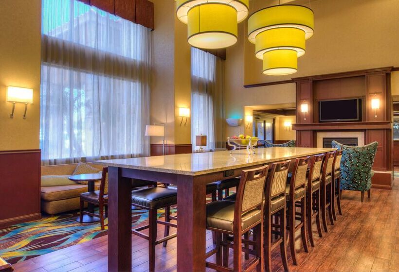 فندق Hampton Inn & Suites Ontario