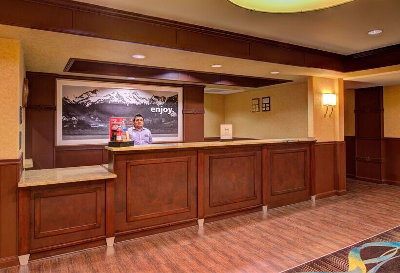 فندق Hampton Inn & Suites Ontario
