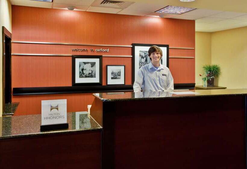 هتل Hampton Inn & Suites Oxfordanniston