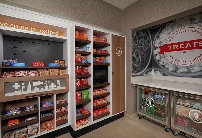 هتل Hampton Inn & Suites Oxfordanniston