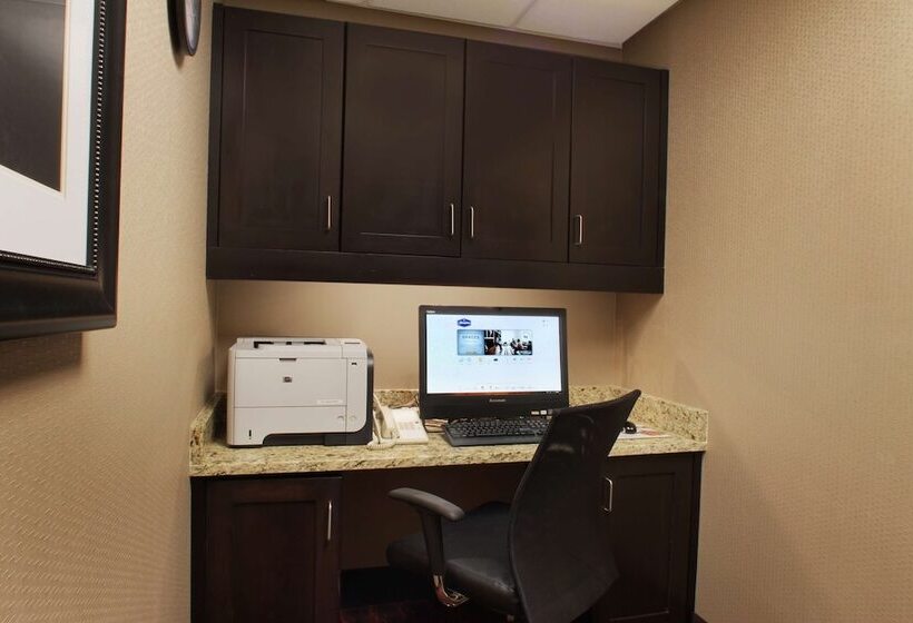 فندق Hampton Inn & Suites Port St. Lucie, West