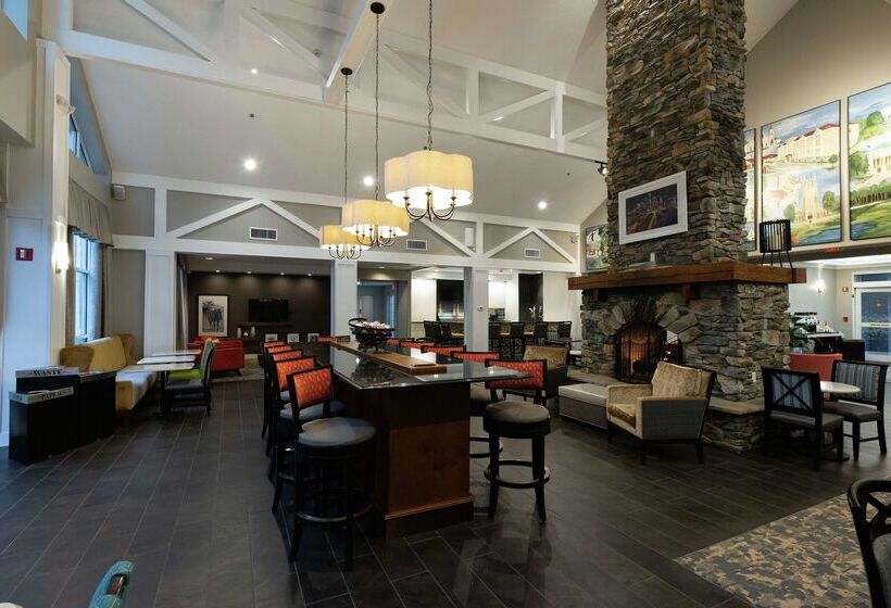 فندق Hampton Inn & Suites Raleigh Cary Lenovo Center