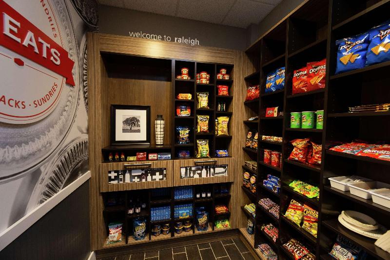 فندق Hampton Inn & Suites Raleigh Cary Lenovo Center