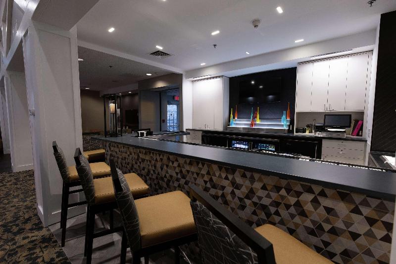 فندق Hampton Inn & Suites Raleigh Cary Lenovo Center