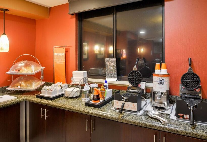 هتل Hampton Inn & Suites San Franciscoburlingameairport South