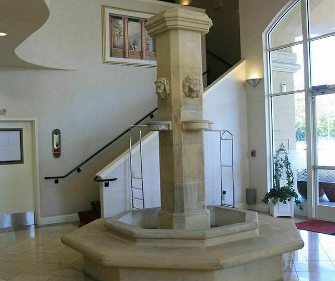 فندق Hampton Inn & Suites San Jose