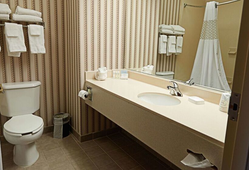 فندق Hampton Inn & Suites Scottsburg