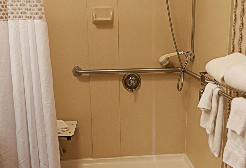 בית מלון כפרי Hampton Inn & Suites Scottsburg