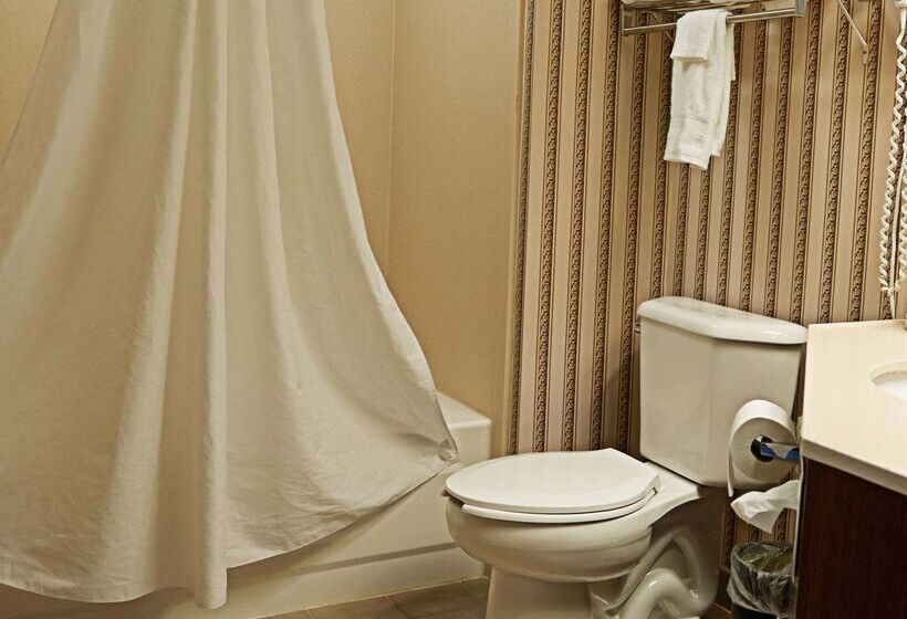 בית מלון כפרי Hampton Inn & Suites Scottsburg