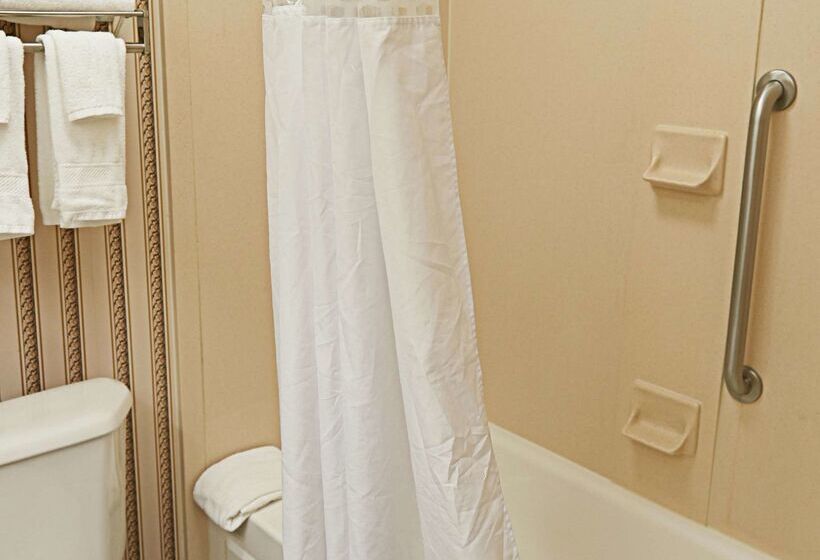 בית מלון כפרי Hampton Inn & Suites Scottsburg