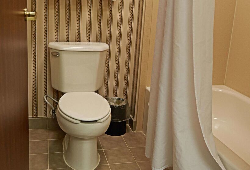 فندق Hampton Inn & Suites Scottsburg