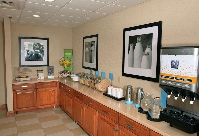בית מלון כפרי Hampton Inn & Suites Springfield, Mo