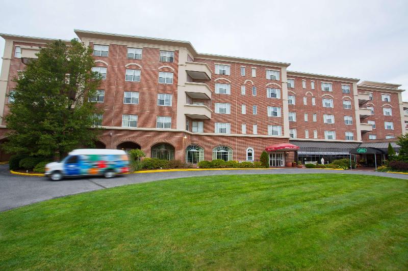 هتل Hampton Inn & Suites Stamford