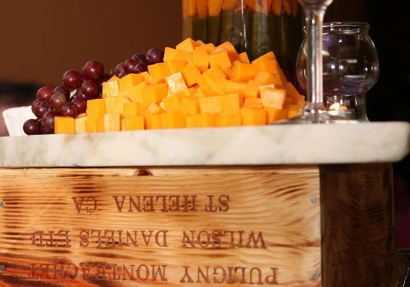 هتل Hampton Inn & Suites Stamford