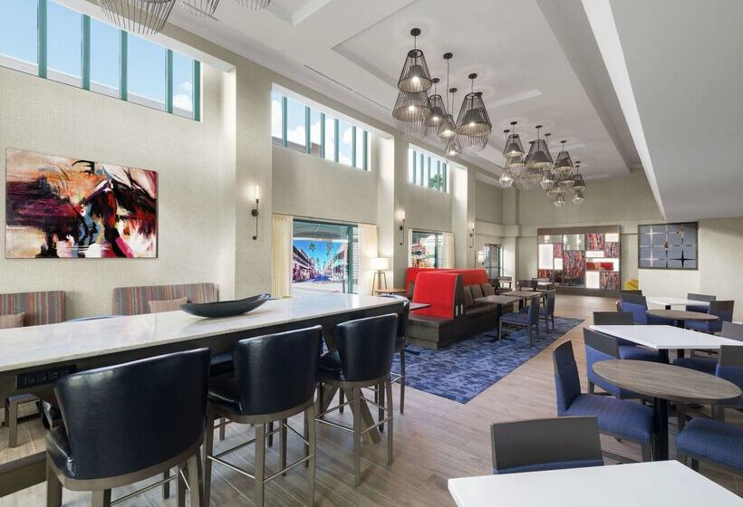 בית מלון כפרי Hampton Inn & Suites Tampa/ybor City/downtown