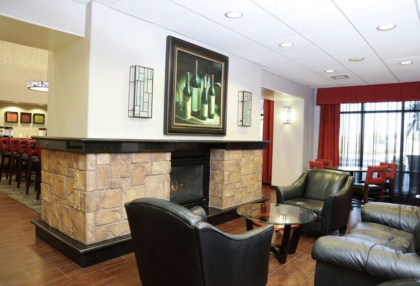 فندق Hampton Inn & Suites Temecula