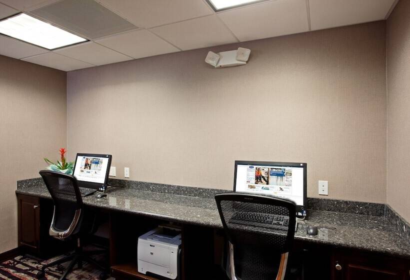 فندق Hampton Inn & Suites Temecula