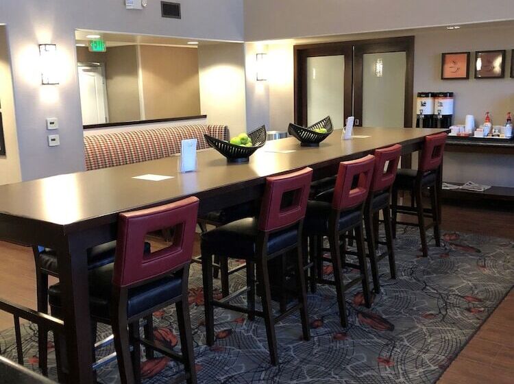 فندق Hampton Inn & Suites Temecula