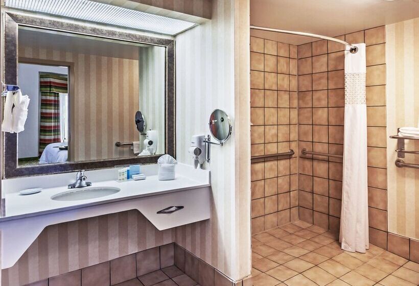 فندق Hampton Inn & Suites Tulsa Woodland Hills 71st Memorial