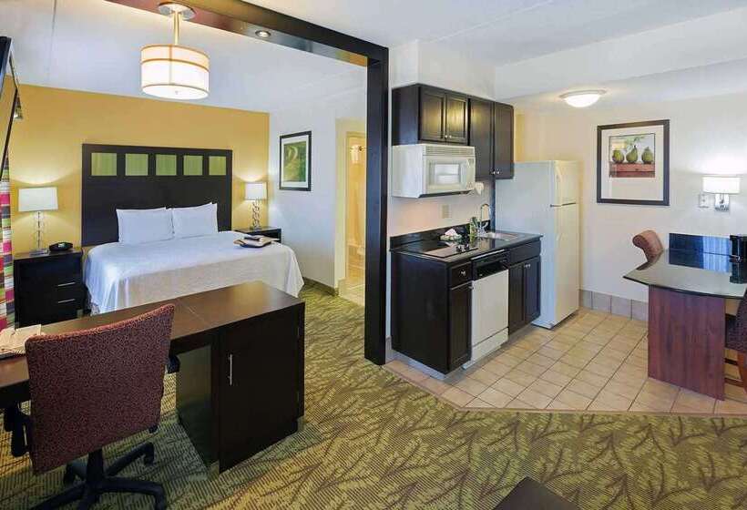 בית מלון כפרי Hampton Inn & Suites Tulsa Woodland Hills 71st Memorial