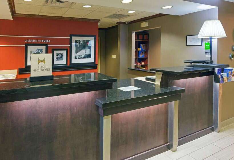 فندق Hampton Inn & Suites Tulsa Woodland Hills 71st Memorial