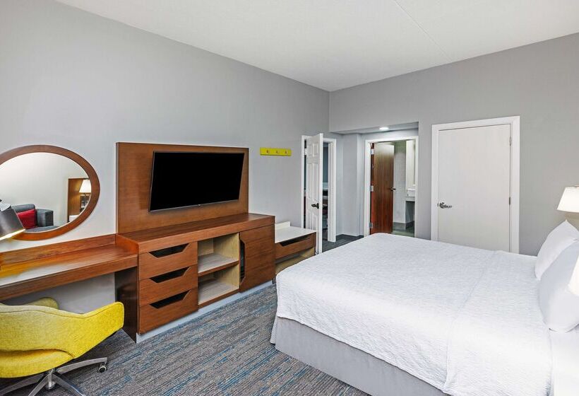 בית מלון כפרי Hampton Inn & Suites Tulsa Woodland Hills 71st Memorial