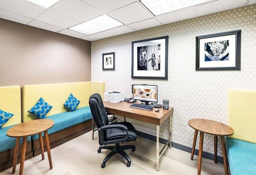 فندق Hampton Inn & Suites Tulsa Woodland Hills 71st Memorial