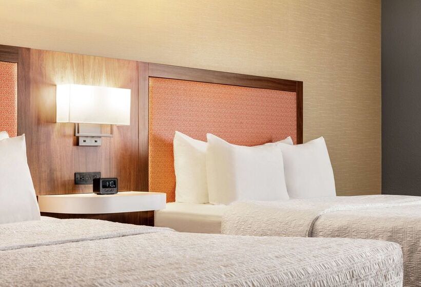 فندق Hampton Inn & Suites Valparaiso