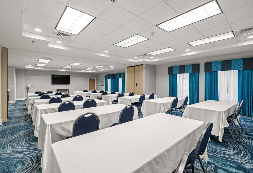 فندق Hampton Inn Tampaveterans Expwy