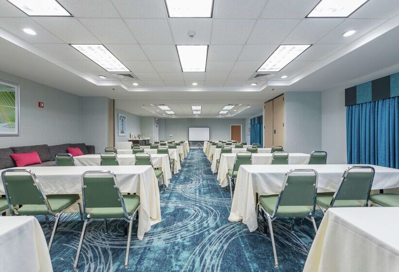 فندق Hampton Inn Tampaveterans Expwy