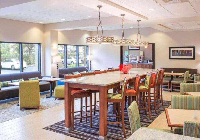 فندق Hampton Inn Tampaveterans Expwy