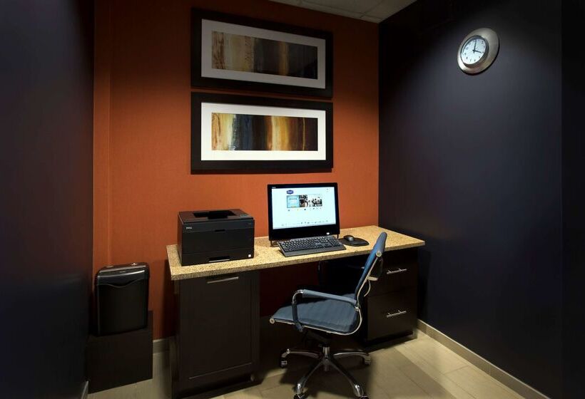 ホテル Hampton Inn By Hilton Troy