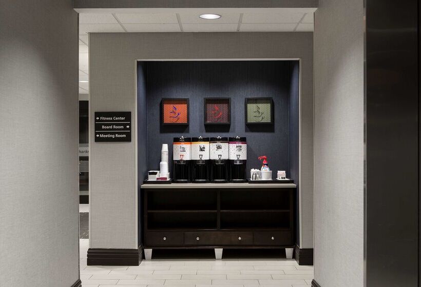 ホテル Hampton Inn By Hilton Troy