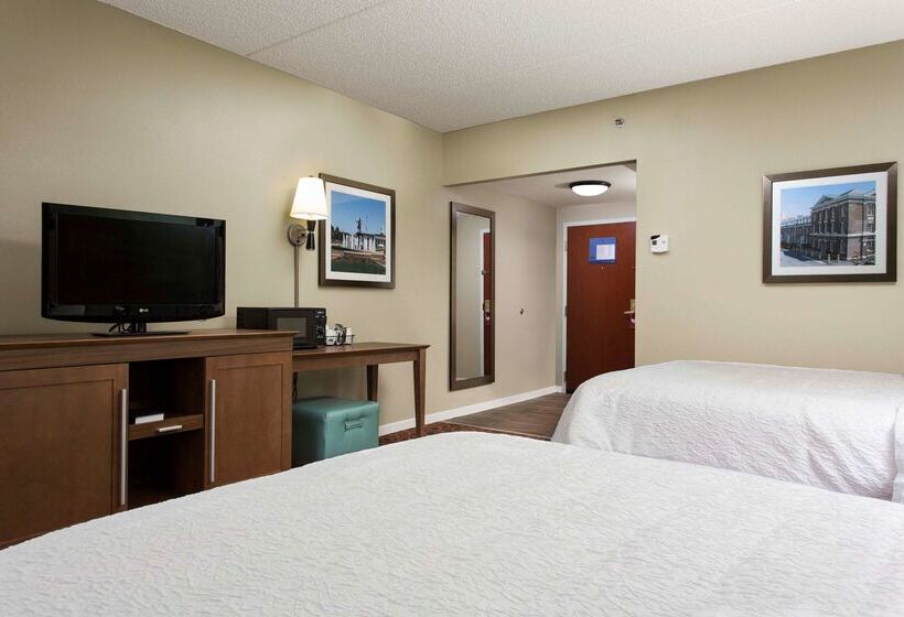ホテル Hampton Inn By Hilton Troy