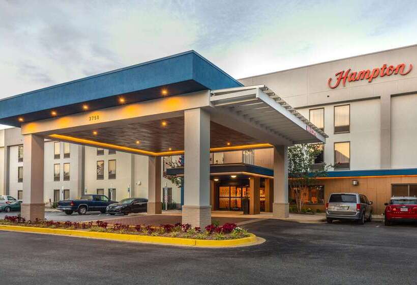 فندق Hampton Inn Waldorf