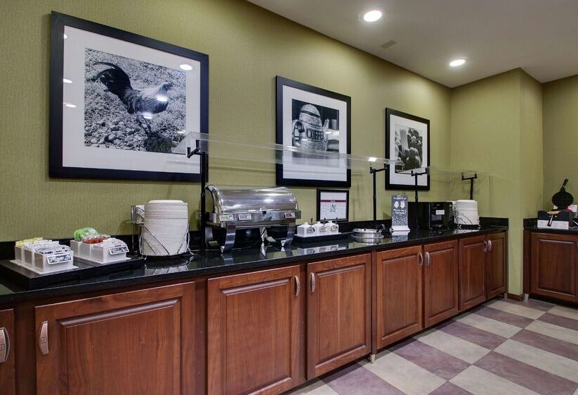 호텔 Hampton Inn Warner Robins
