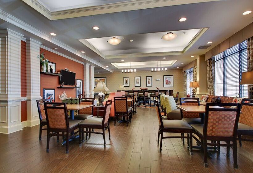 هتل Hampton Inn Warner Robins