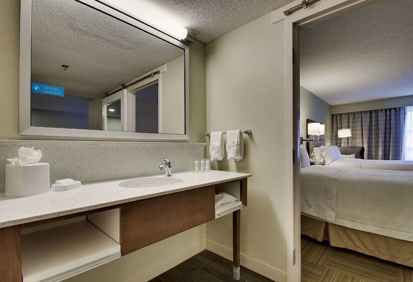 هتل Hampton Inn Warner Robins