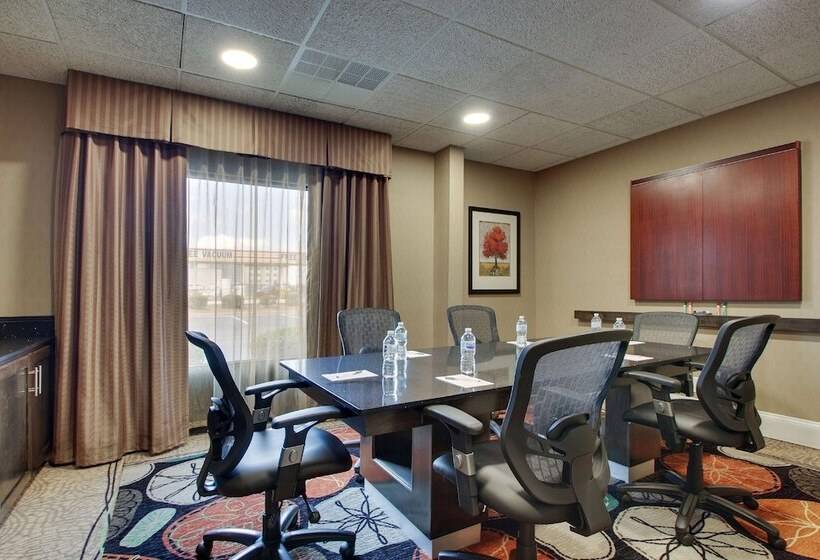 호텔 Hampton Inn Warner Robins