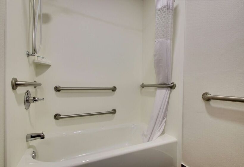 هتل Hampton Inn Warner Robins