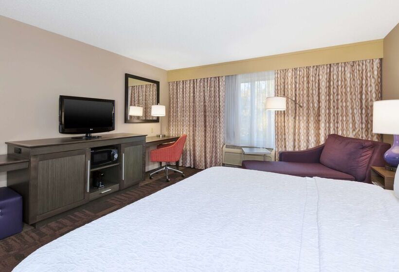 בית מלון כפרי Hampton Inn Waterbury