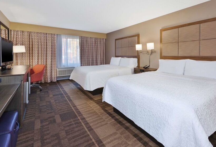 فندق Hampton Inn Waterbury